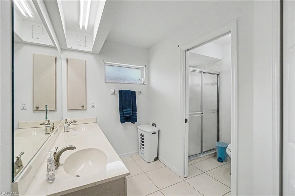 1714 SE 21st Ter, Cape Coral, FL 33990 Photo