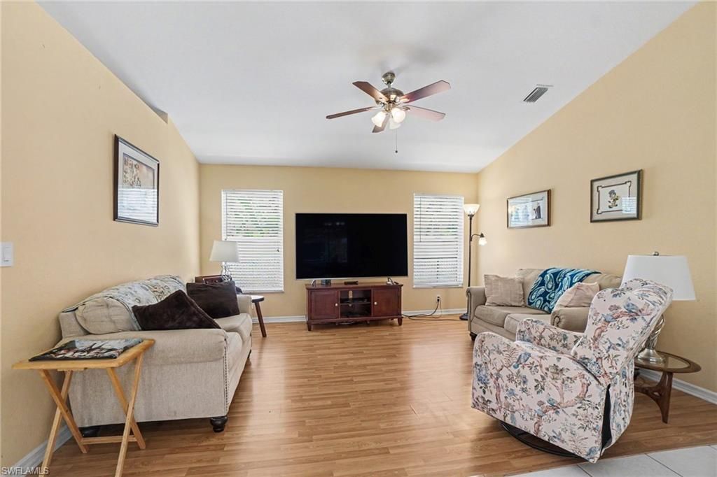 1714 SE 21st Ter, Cape Coral, FL 33990 Photo