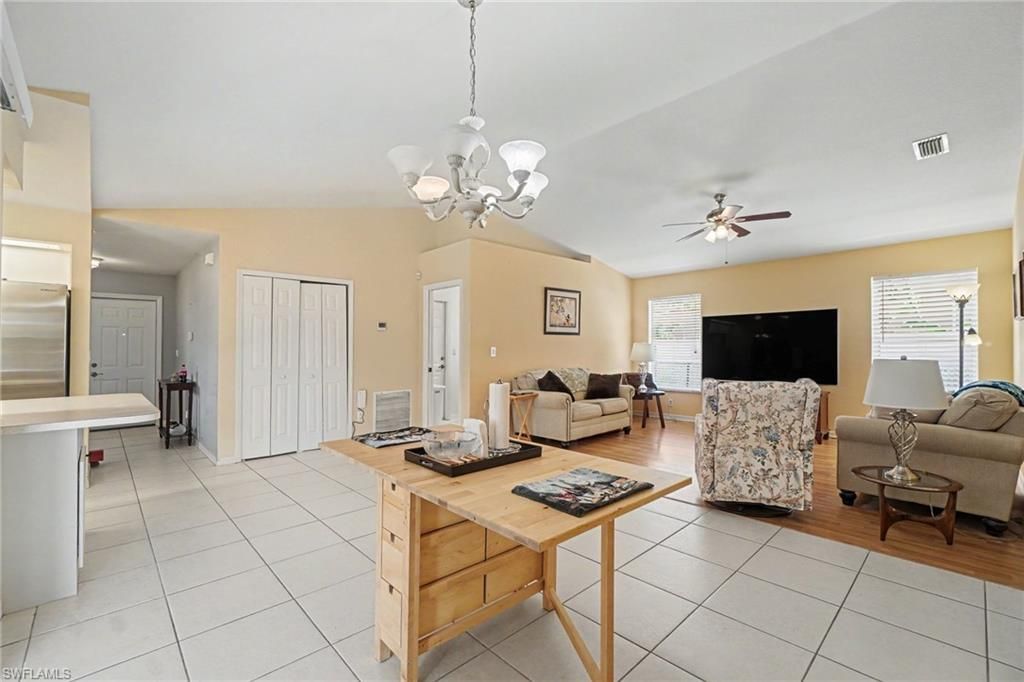 1714 SE 21st Ter, Cape Coral, FL 33990 Photo