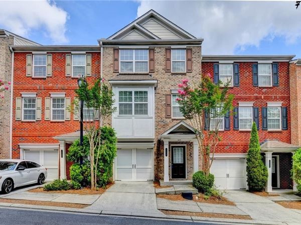 2214 Landing Walk Drive, Duluth, GA 30097