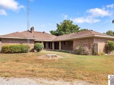 2431 Kentucky 307 , Clinton, KY 42031
