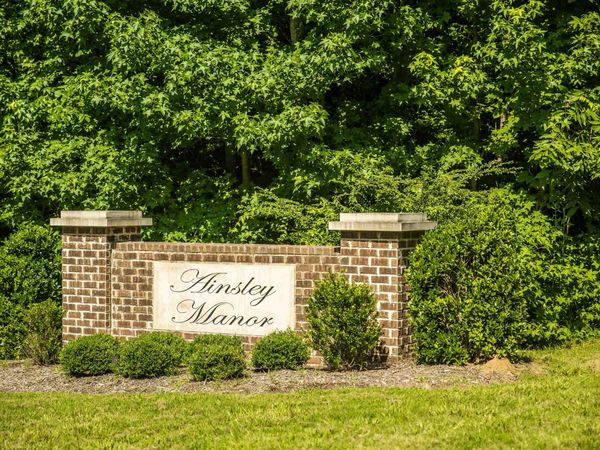 65 AINSLEY MANOR DR, Arlington, TN 38002