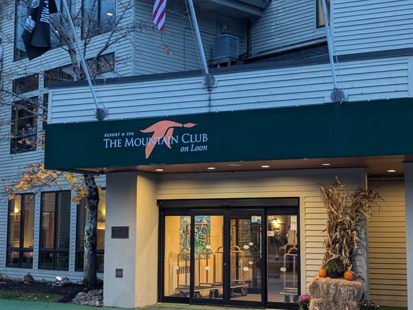 90 Loon Mountain Road, Unit 1162 Slope-side, Lincoln, NH 03251