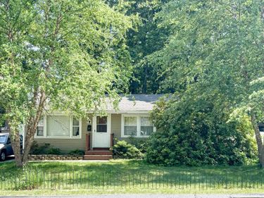 37 Damon Avenue, Nashua, NH 03064