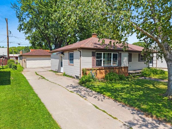 965 BETTY AVENUE, Neenah, WI 54956