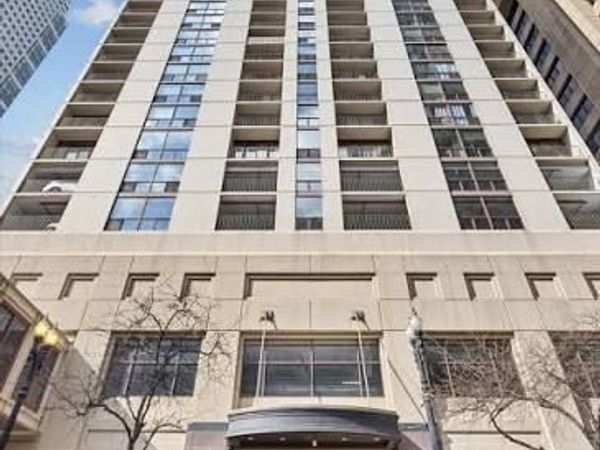 200 N Dearborn Street , Unit 2405, Chicago, IL 60601