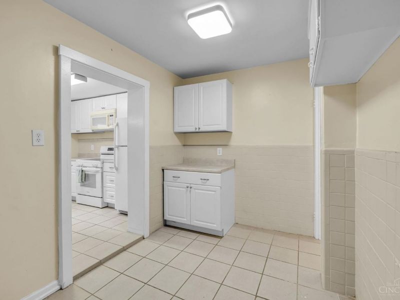 3725 Norwich Lane, Cincinnati, OH 45220 Photo 12