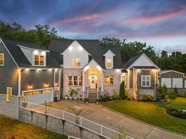 1 Kingsbury Ct , Lebanon, TN 37090