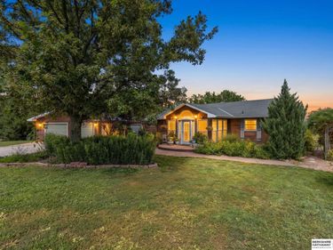 614 N 17th Street, Tekamah, NE 68061
