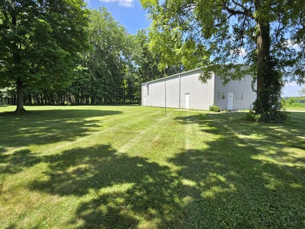 5877 Pine Road, Plymouth, IN 46563