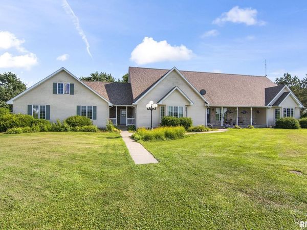 4489 PALMYRA Road, Palmyra, IL 62674