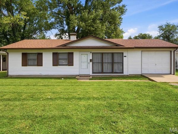 1118 N 39th Street, Belleville, IL 62226