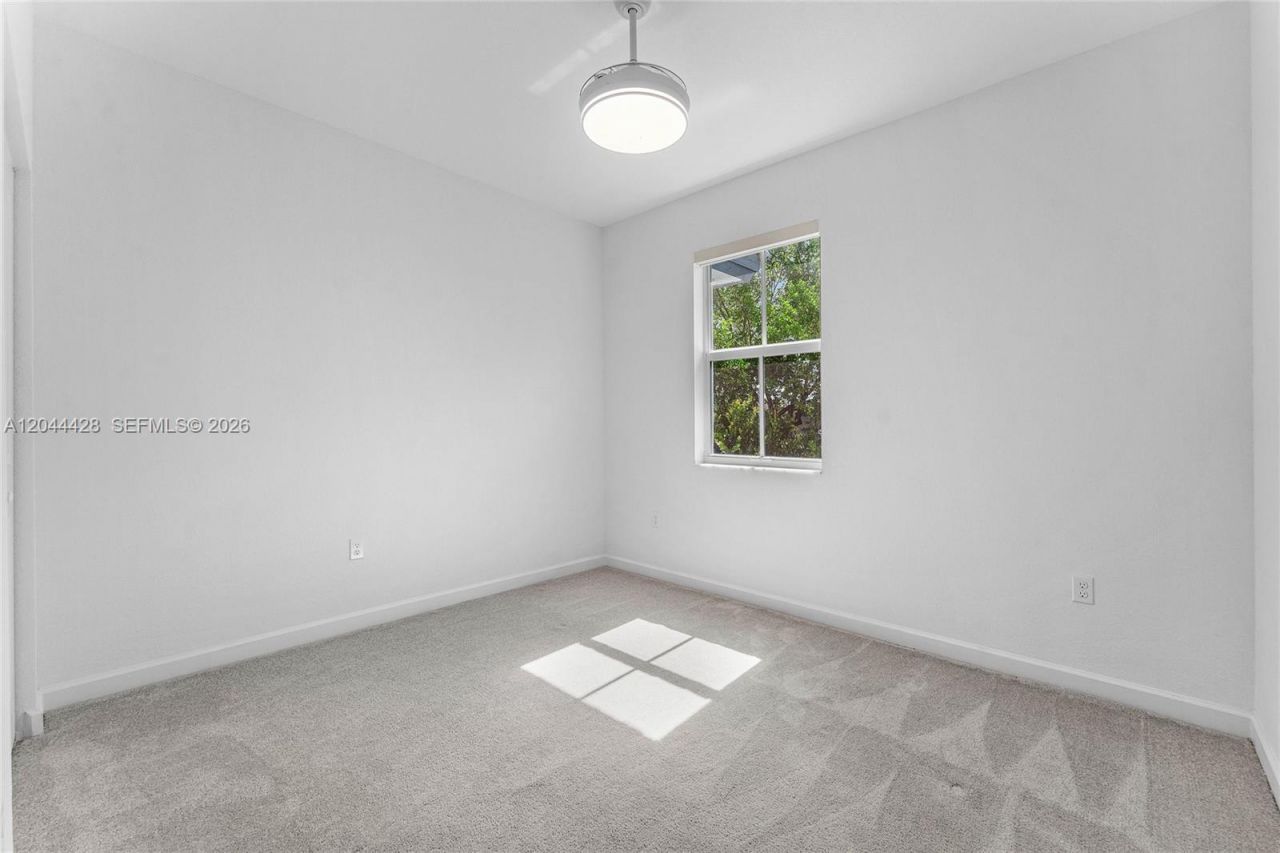 4669 NW 118th Ave , Coral Springs, FL 33076 Photo