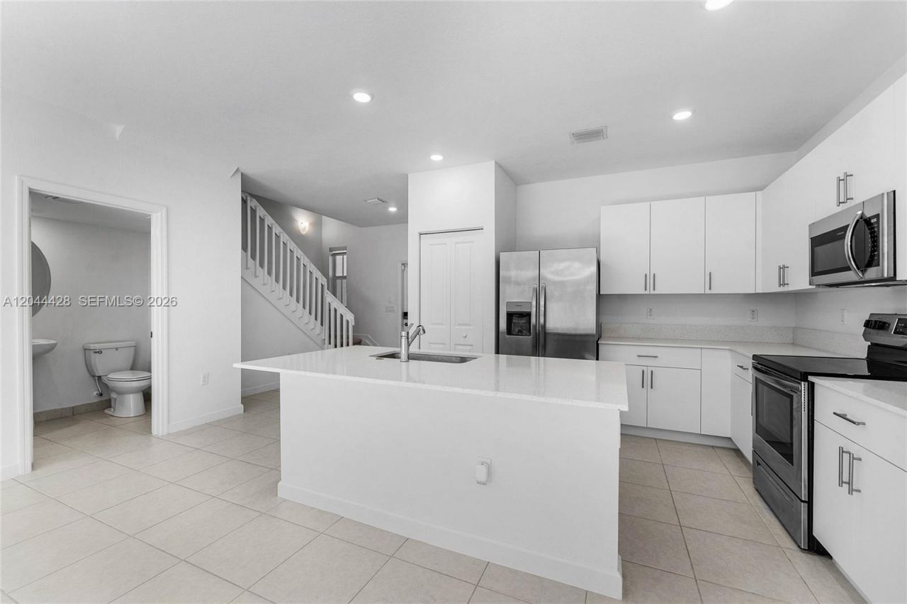 4669 NW 118th Ave , Coral Springs, FL 33076 Photo
