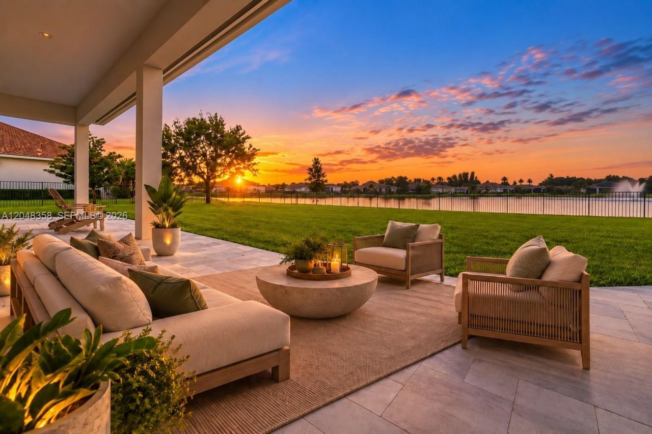5301 S Sterling Ranch Cir, Davie, FL 33314 Photo