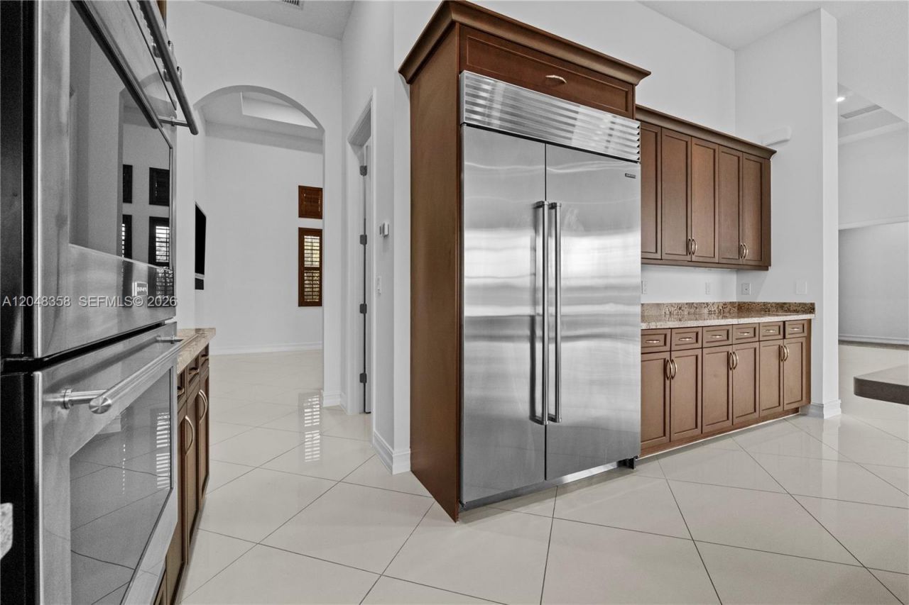 5301 S Sterling Ranch Cir, Davie, FL 33314 Photo