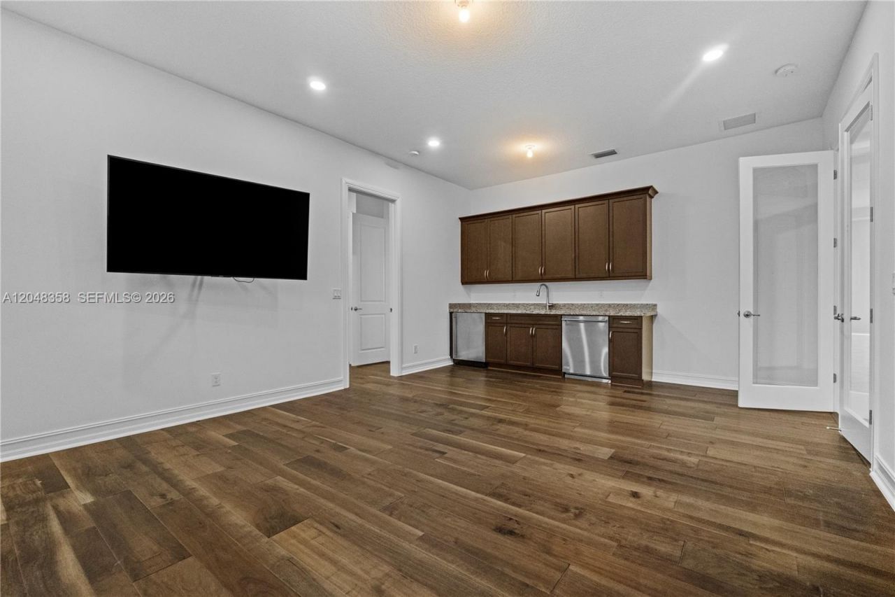 5301 S Sterling Ranch Cir, Davie, FL 33314 Photo