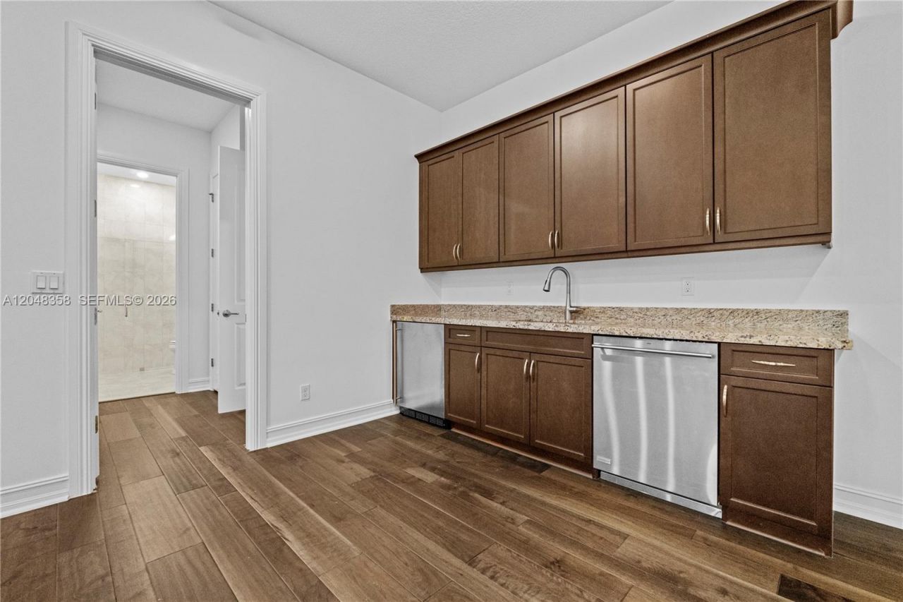 5301 S Sterling Ranch Cir, Davie, FL 33314 Photo