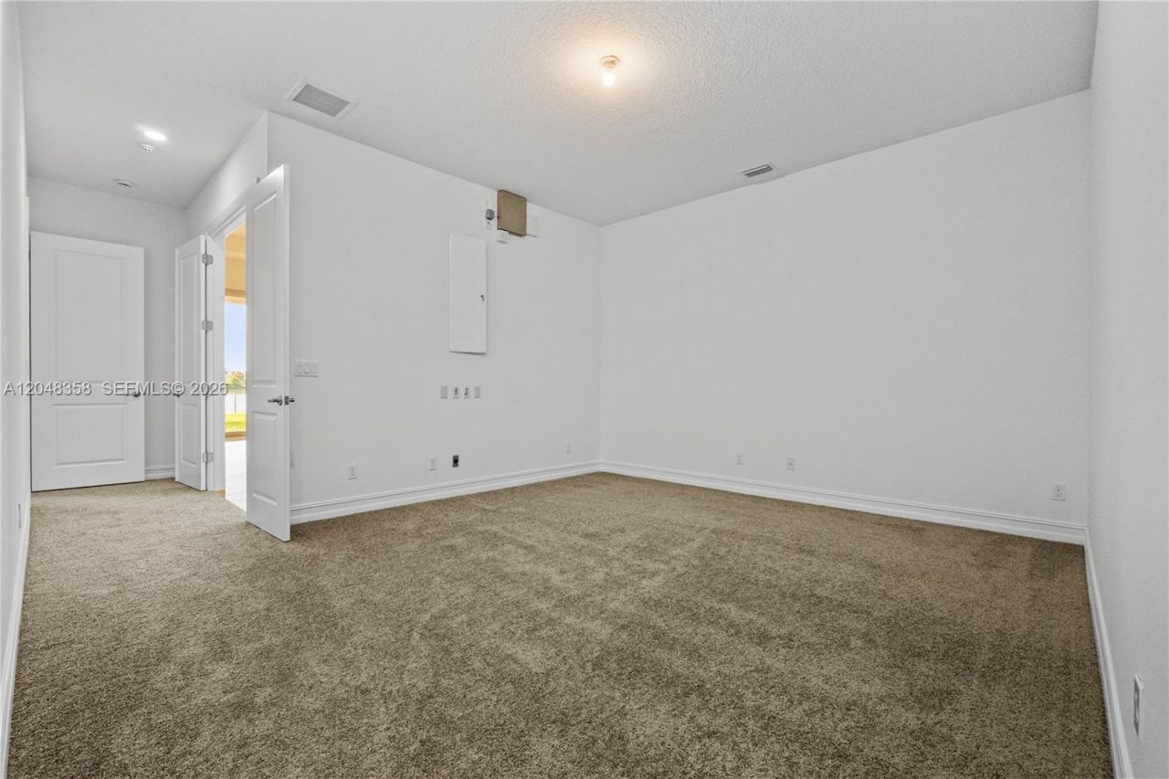 5301 S Sterling Ranch Cir, Davie, FL 33314 Photo