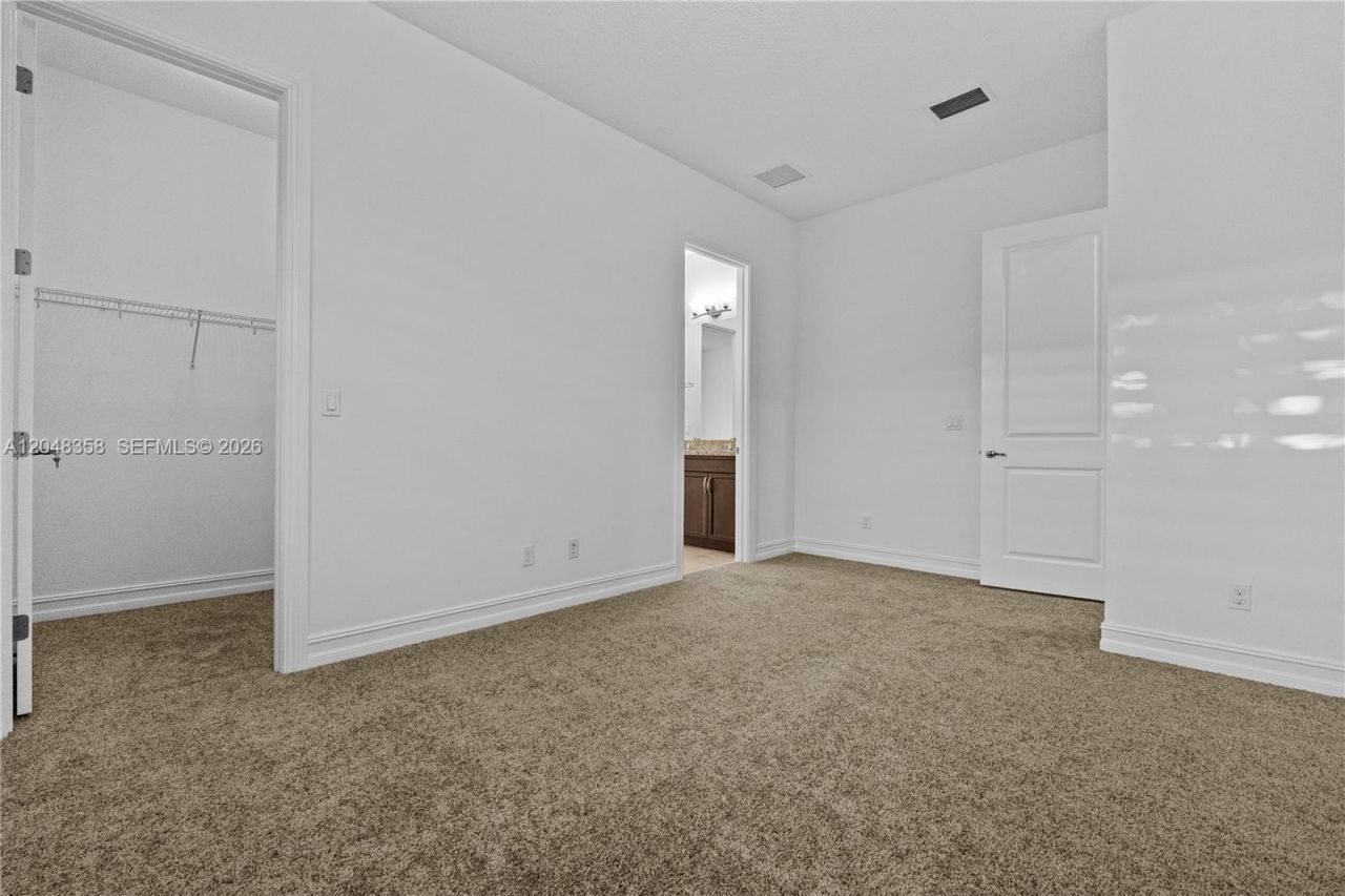 5301 S Sterling Ranch Cir, Davie, FL 33314 Photo