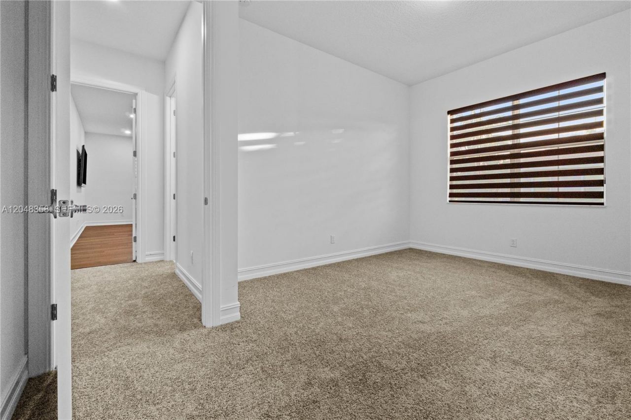 5301 S Sterling Ranch Cir, Davie, FL 33314 Photo