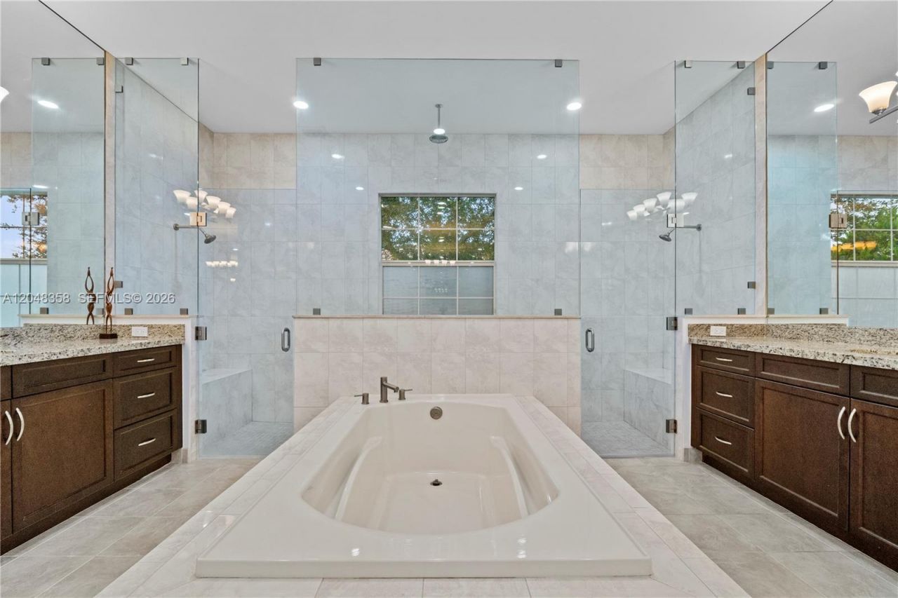 5301 S Sterling Ranch Cir, Davie, FL 33314 Photo