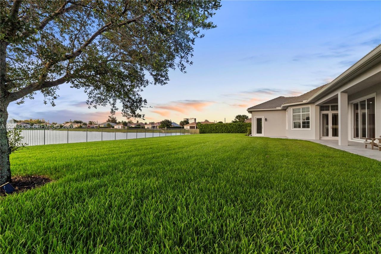 5301 S Sterling Ranch Cir, Davie, FL 33314 Photo