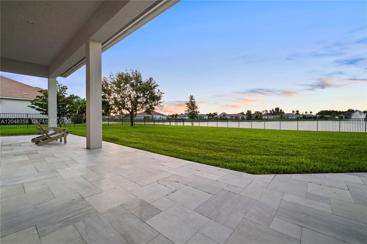 5301 S Sterling Ranch Cir, Davie, FL 33314 Photo
