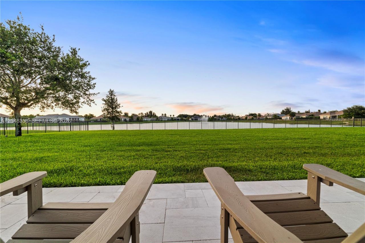 5301 S Sterling Ranch Cir, Davie, FL 33314 Photo