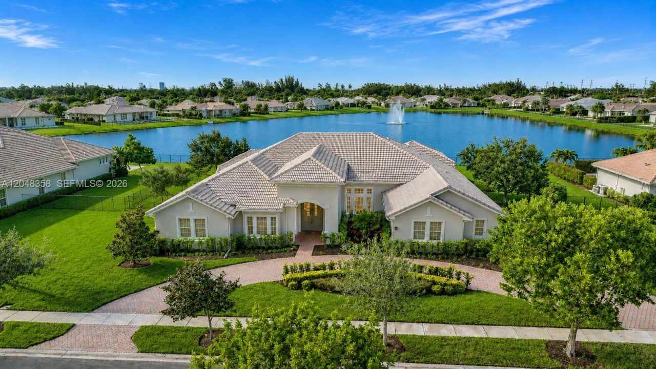 5301 S Sterling Ranch Cir, Davie, FL 33314 Photo