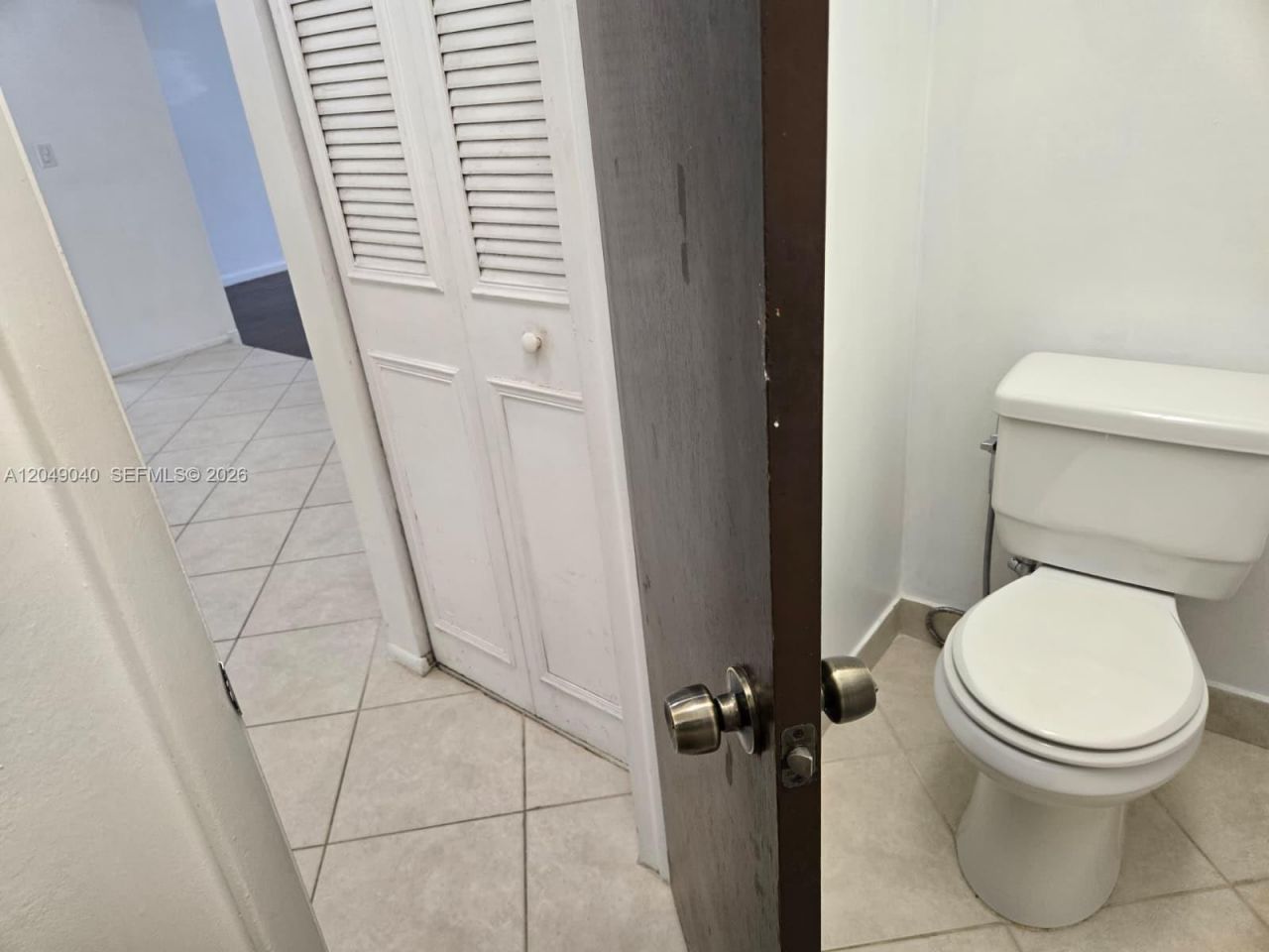 3690 Inverrary Dr , Unit 2Q, Lauderhill, FL 33319 Photo