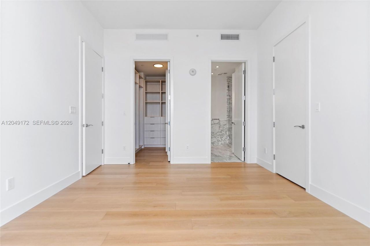 175 SE 25th Rd , Unit 1003, Miami, FL 33129 Photo