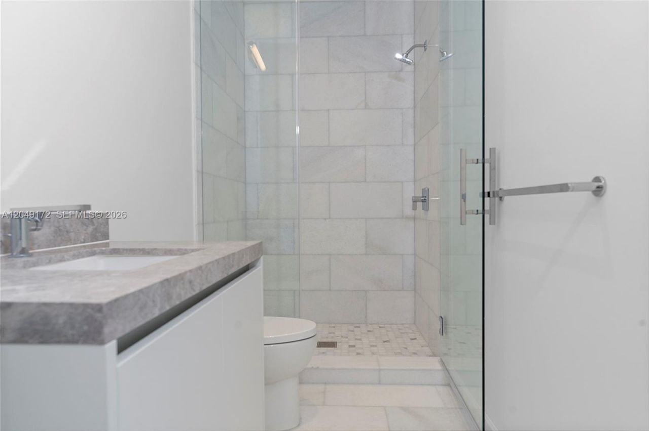 175 SE 25th Rd , Unit 1003, Miami, FL 33129 Photo