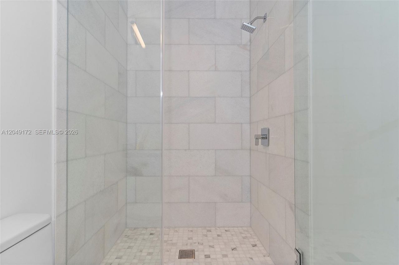175 SE 25th Rd , Unit 1003, Miami, FL 33129 Photo