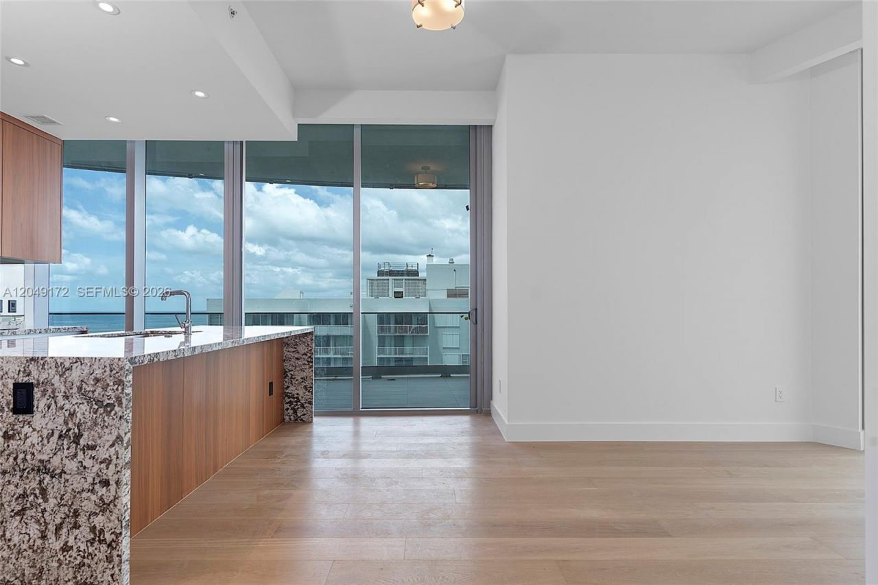 175 SE 25th Rd , Unit 1003, Miami, FL 33129 Photo