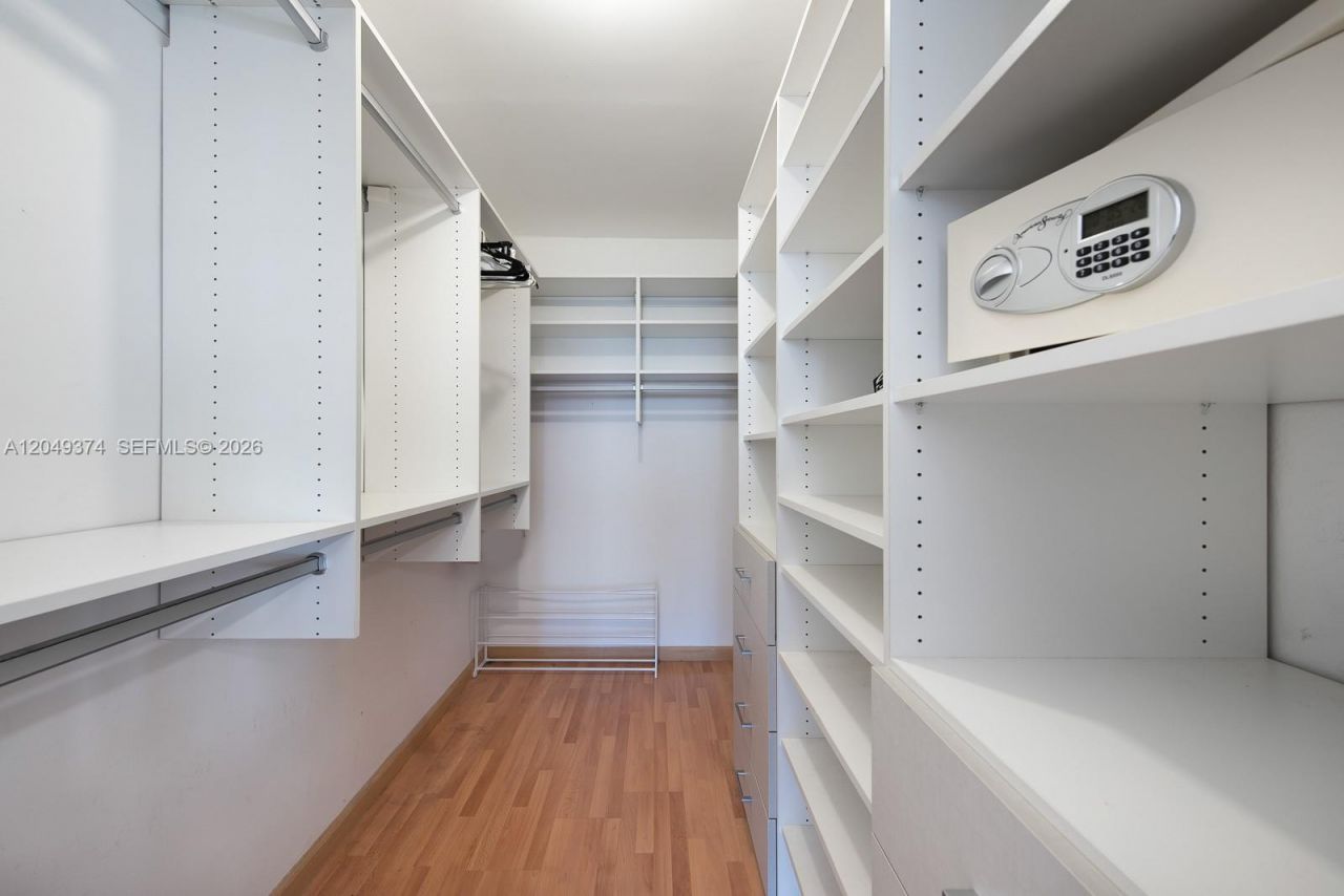 800 West Ave , Unit 631, Miami Beach, FL 33139 Photo