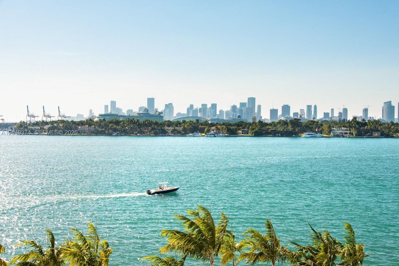800 West Ave , Unit 631, Miami Beach, FL 33139 Photo