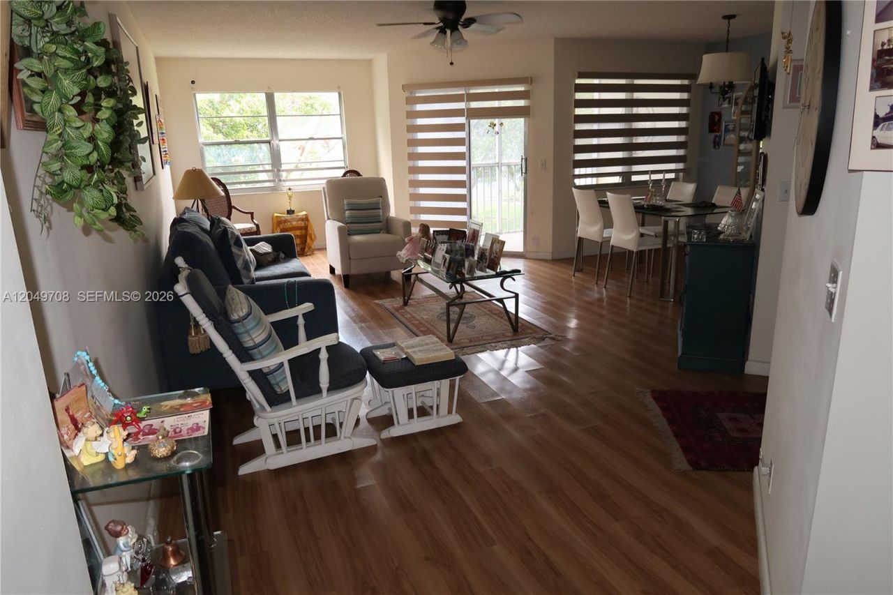 1401 SW 128th Ter , Unit 211H, Pembroke Pines, FL 33027 Photo