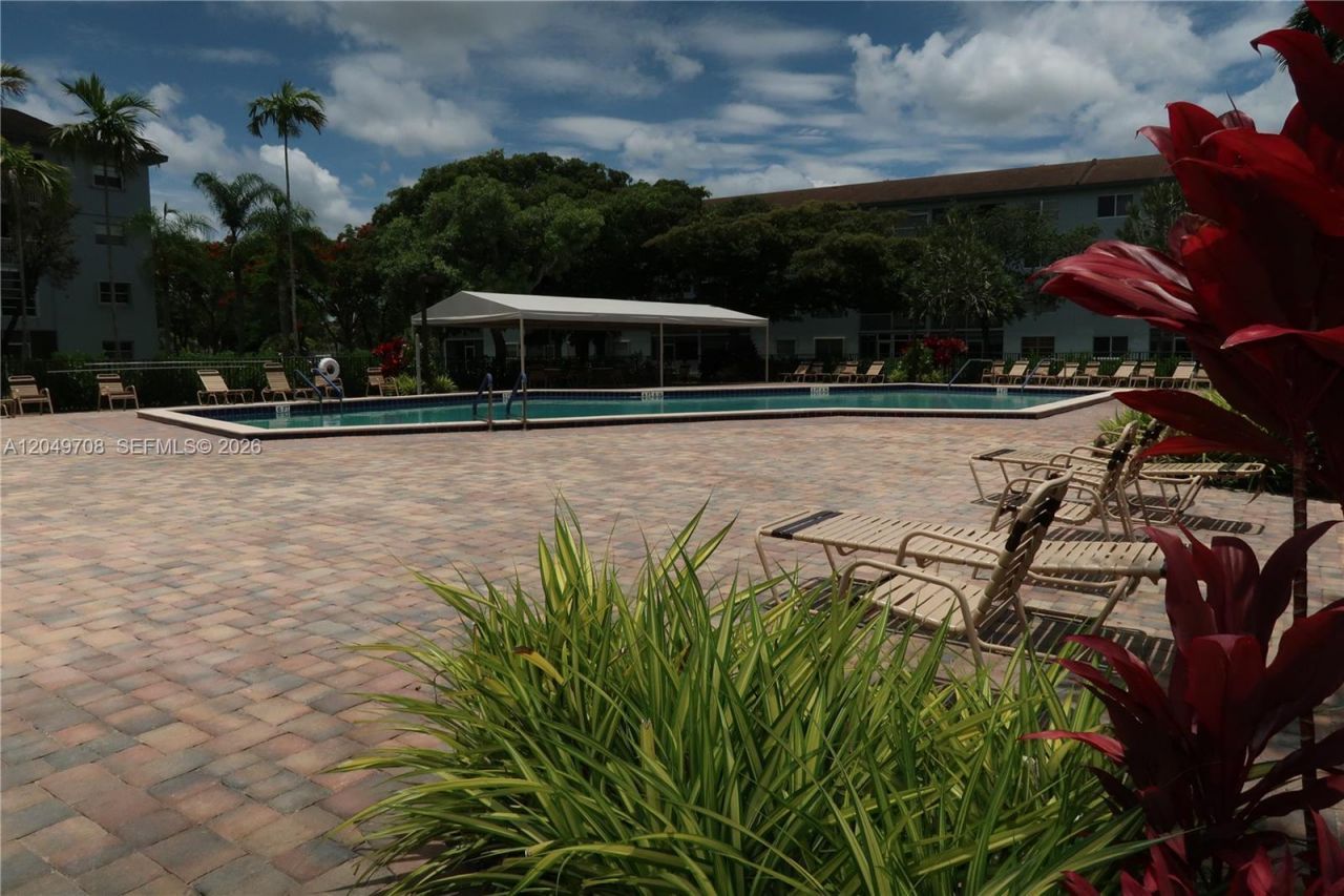 1401 SW 128th Ter , Unit 211H, Pembroke Pines, FL 33027 Photo