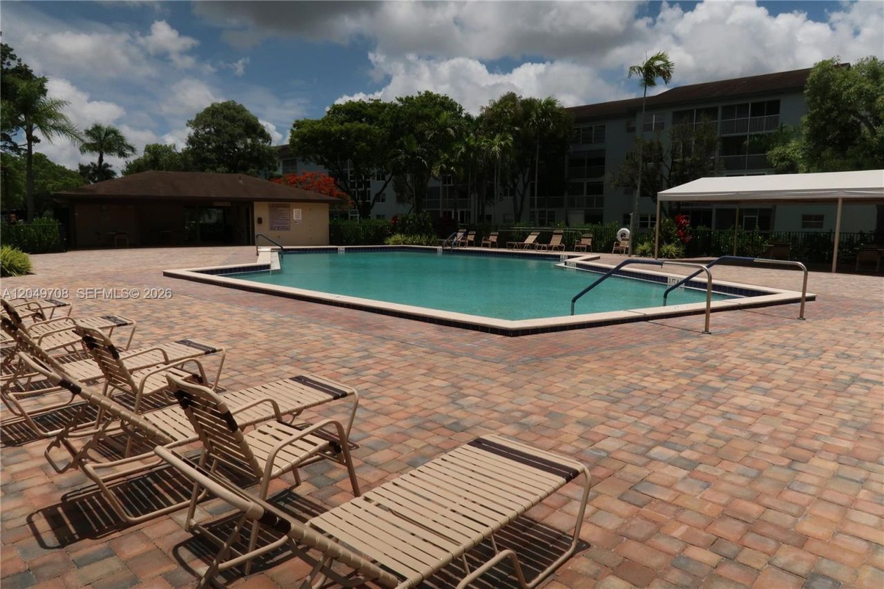 1401 SW 128th Ter , Unit 211H, Pembroke Pines, FL 33027 Photo
