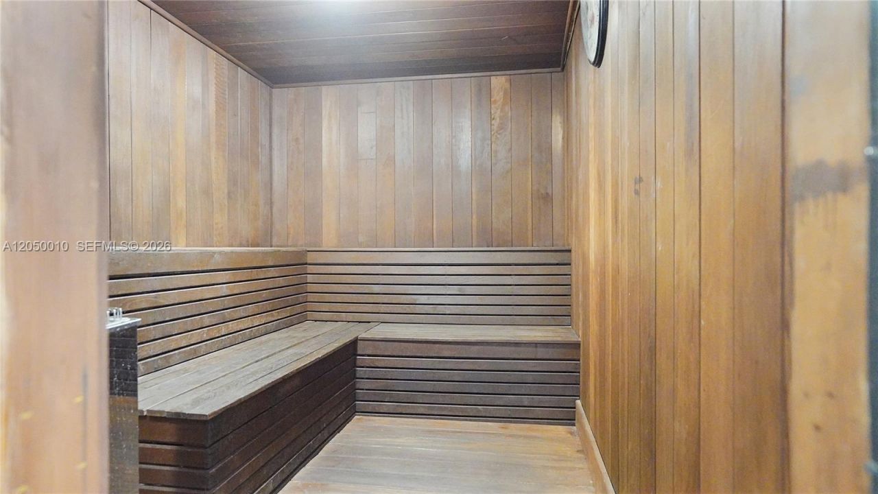 4301 Collins Ave , Unit 403, Miami Beach, FL 33140 Photo