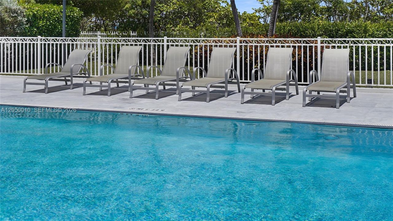 4301 Collins Ave , Unit 403, Miami Beach, FL 33140 Photo
