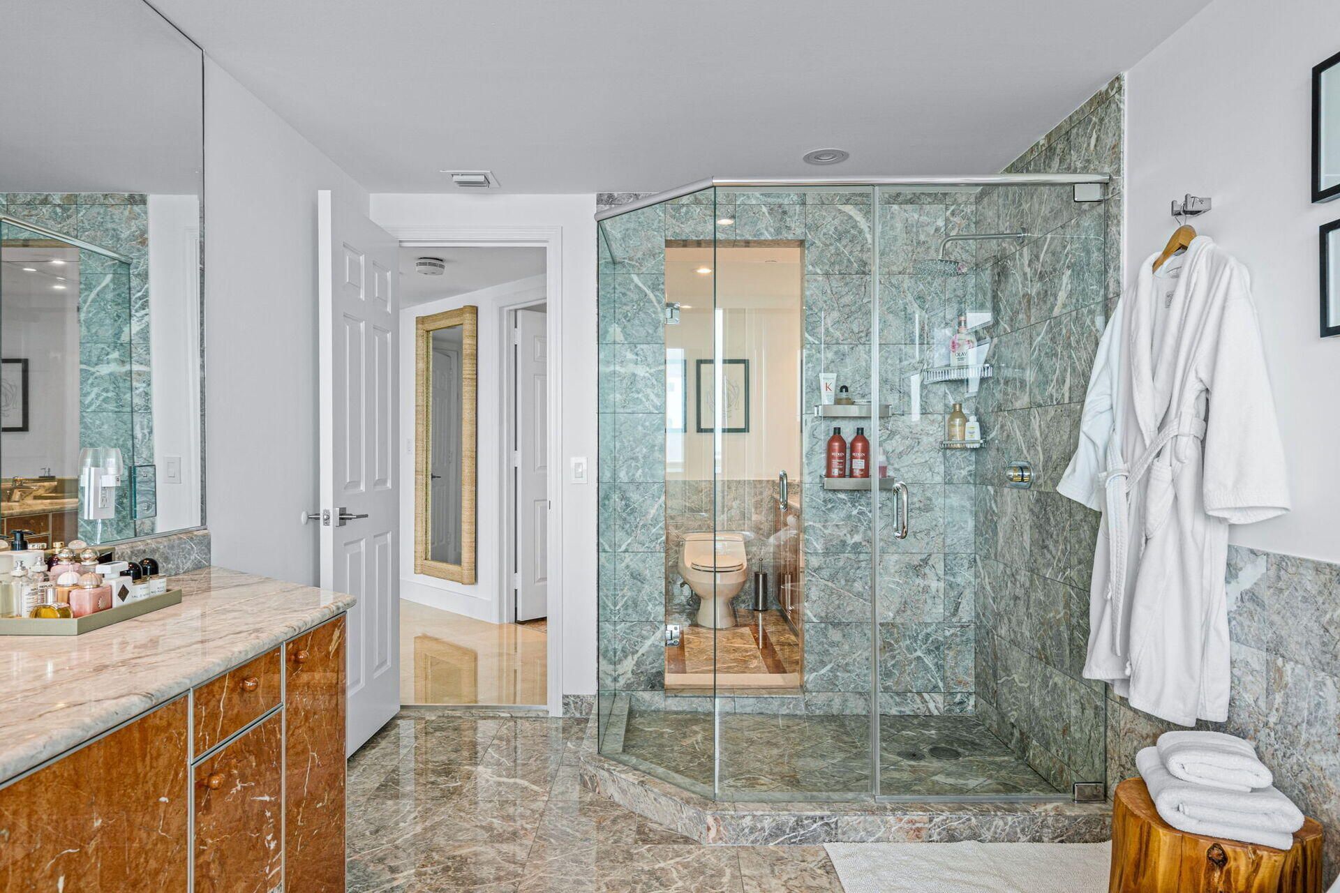 1643 Brickell Ave , Unit 2805, Miami, FL 33129 Photo