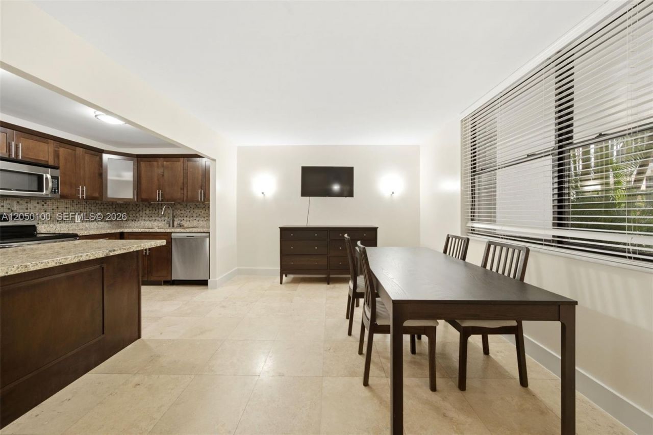 3440 NE 192nd St , Unit 1P-A, Aventura, FL 33180 Photo