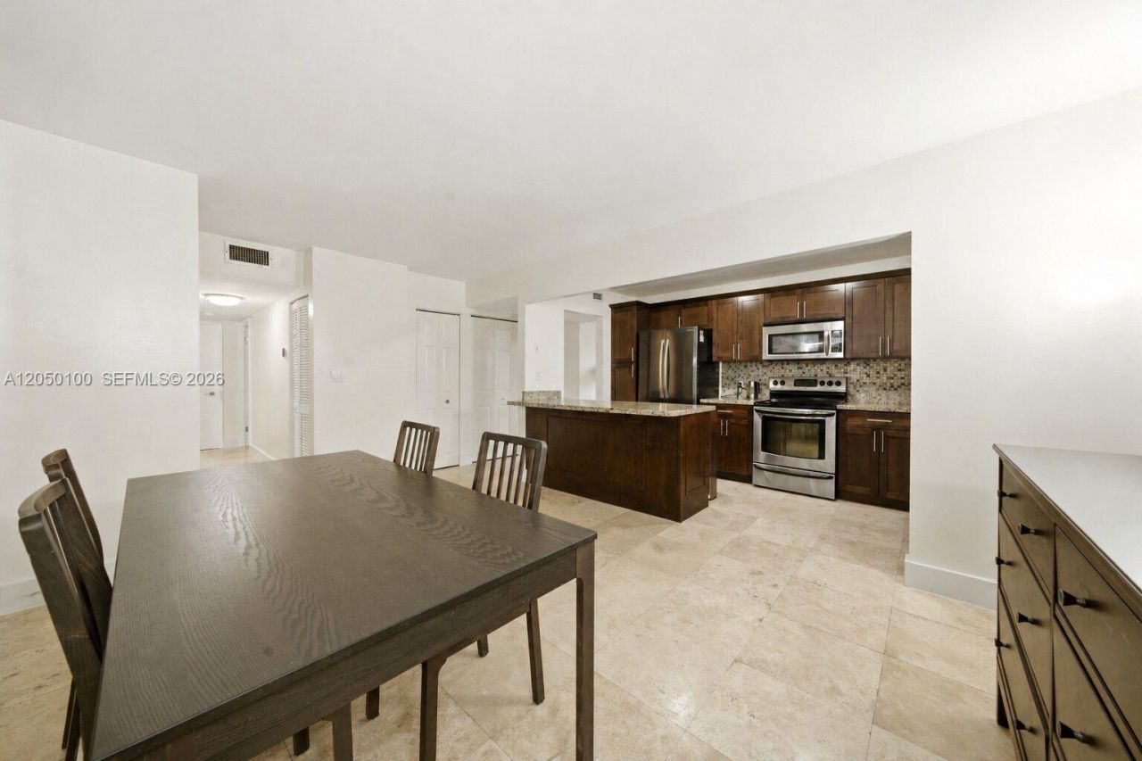 3440 NE 192nd St , Unit 1P-A, Aventura, FL 33180 Photo