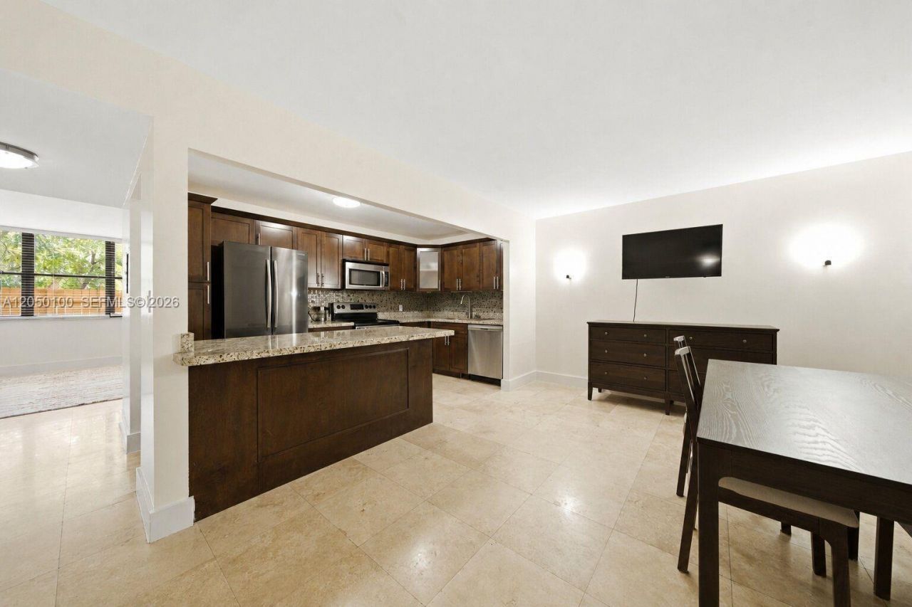 3440 NE 192nd St , Unit 1P-A, Aventura, FL 33180 Photo