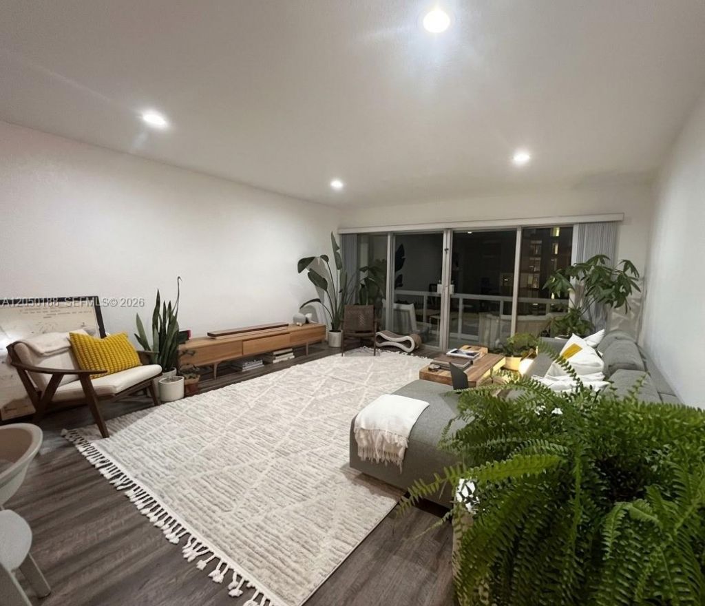 2451 Brickell Ave , Unit 12B, Miami, FL 33129 Photo
