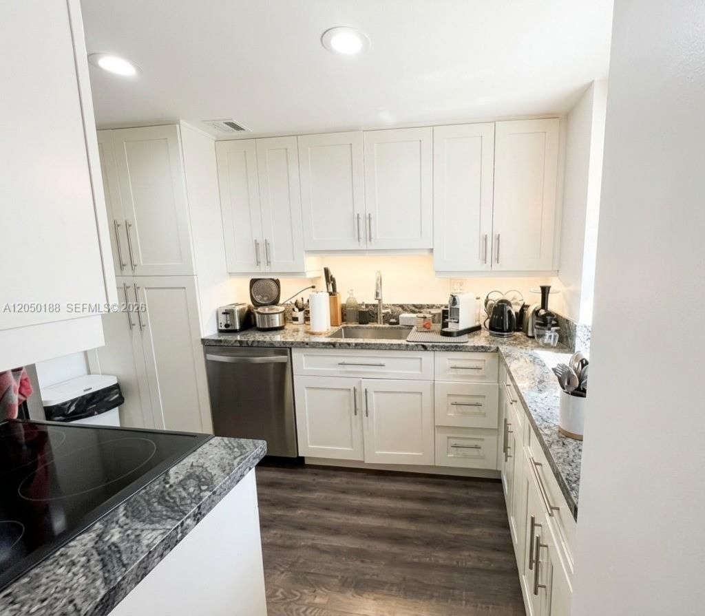 2451 Brickell Ave , Unit 12B, Miami, FL 33129 Photo