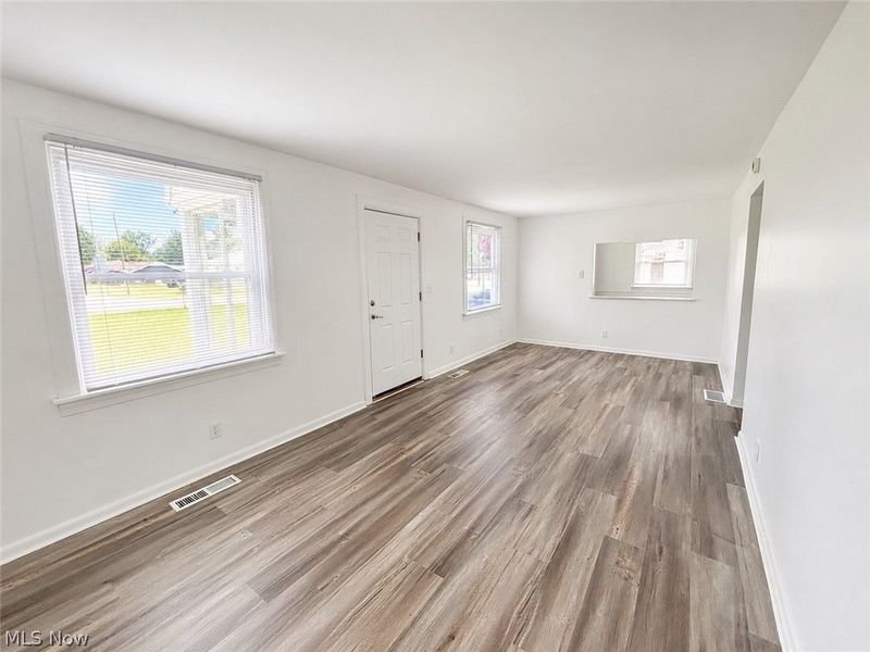 2516 Weir, Warren, OH 44483 Photo 5