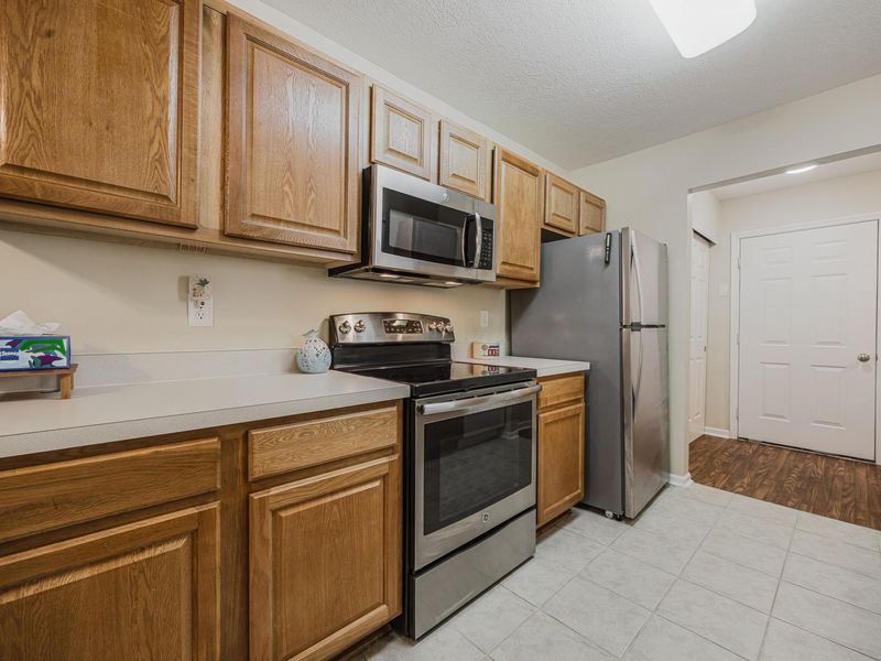 713 Kildow Court, Ashville, OH 43103 Photo 10